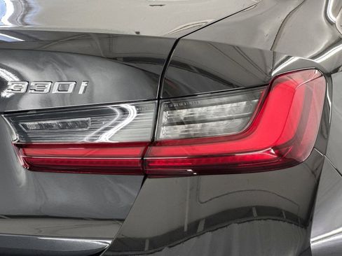 Used 2026 BMW 330i Sedan w/ Convenience Package image 13