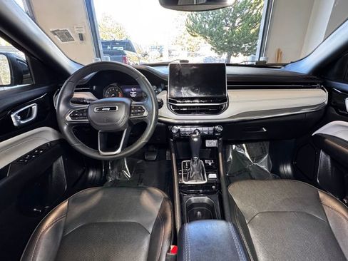 Used 2023 Jeep Compass Limited AWD/4WD image 15