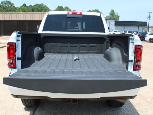 Certified 2026 RAM 2500 Tradesman AWD/4WD image 15