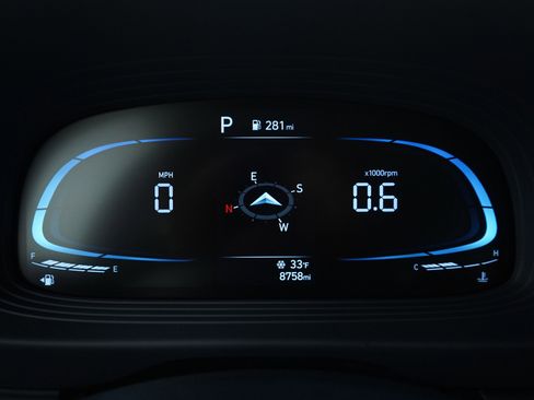 Certified 2025 Hyundai Venue Limited image 24