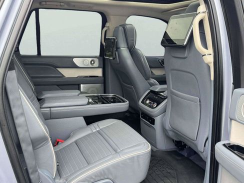 Used 2019 Lincoln Navigator L Black Label AWD/4WD image 51