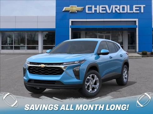 New 2026 Chevrolet Trax LS w/ LS Convenience Package FWD image 6