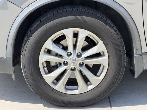 Used 2016 Nissan Rogue S w/ Appearance Package FWD image 7