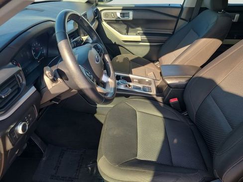 Used 2022 Ford Explorer XLT RWD image 24