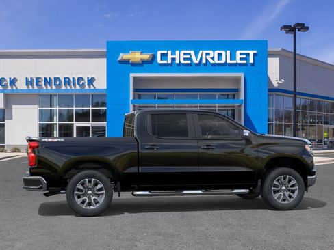 New 2026 Chevrolet Silverado 1500 LT w/ LPO, Dark Essentials Package AWD/4WD image 7