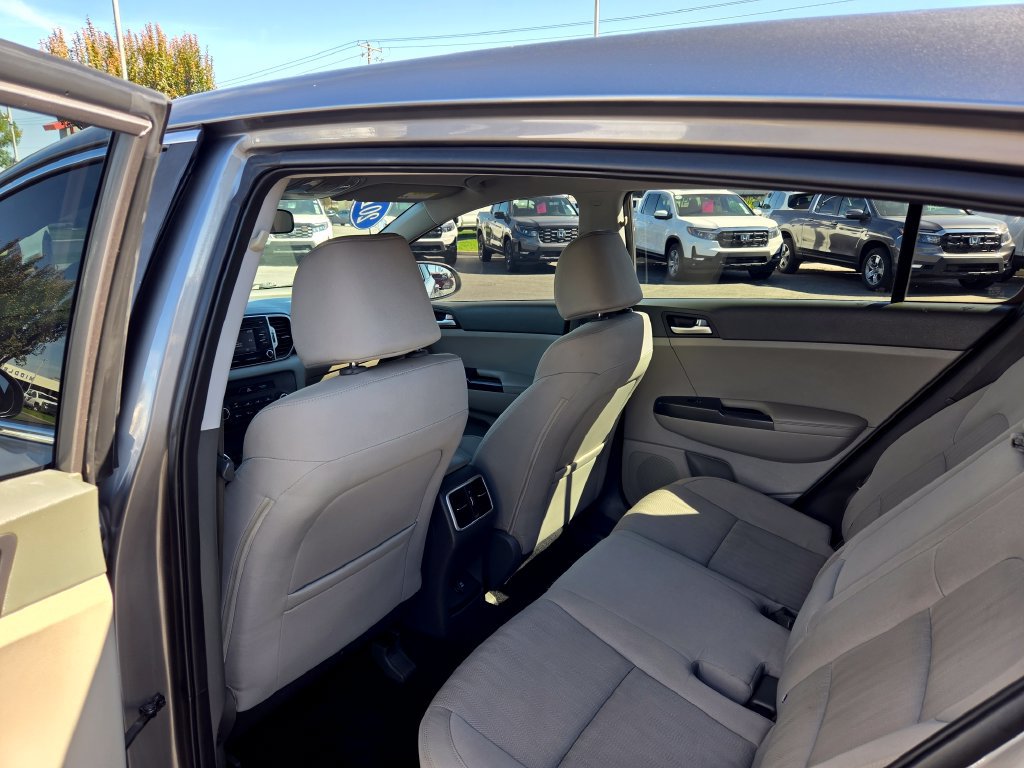 Used 2019 Kia Sportage LX AWD/4WD image 18
