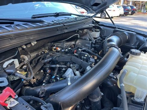 Used 2023 Ford Expedition Limited image 39