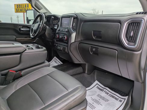 Used 2022 Chevrolet Silverado 2500 LT w/ Texas Edition image 28