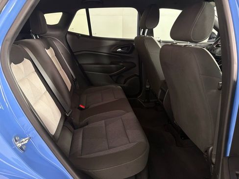 Used 2024 Chevrolet Trax RS image 39