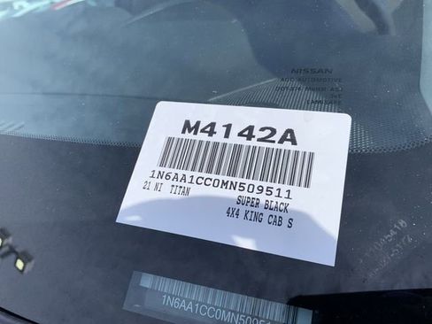 Used 2021 Nissan Titan S w/ Accessory Utility Package image 35