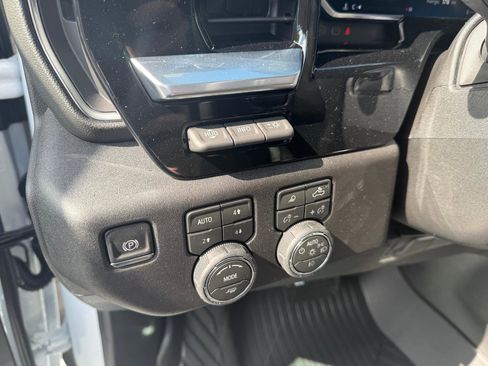 New 2026 Chevrolet Silverado 2500 LTZ w/ LTZ Premium Package AWD/4WD image 18