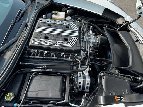 Used 2019 Chevrolet Corvette Z06 RWD image 35