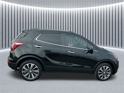 Used 2022 Buick Encore Preferred image 3