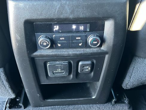 Certified 2023 Chevrolet Traverse High Country w/ LPO, Floor Liner Package image 17