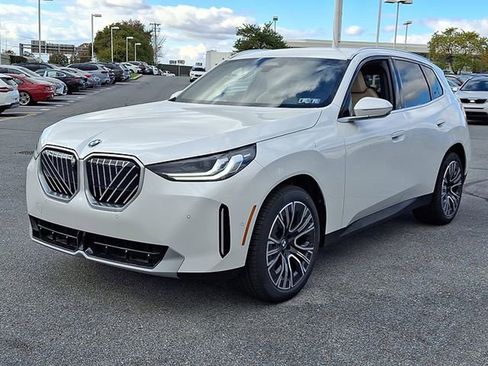 Used 2026 BMW X3 xDrive30i w/ Premium Package AWD/4WD image 2