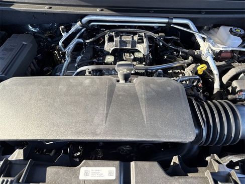 New 2026 GMC Canyon Denali image 28