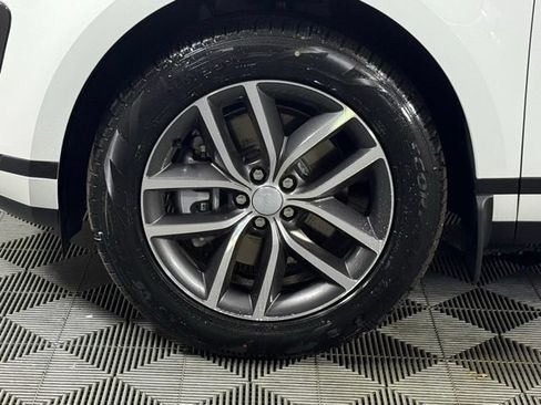 Used 2026 Land Rover Range Rover Evoque S AWD/4WD image 14