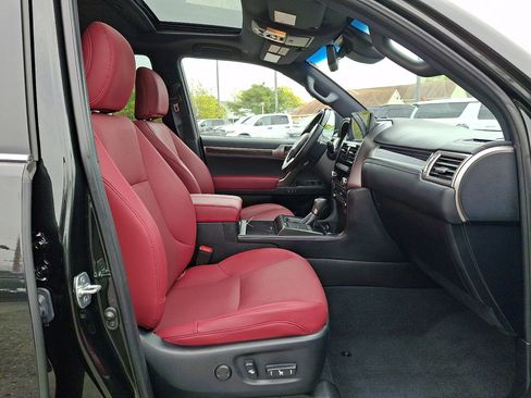 Used 2023 Lexus GX 460 Premium w/ Premium Package AWD/4WD image 13