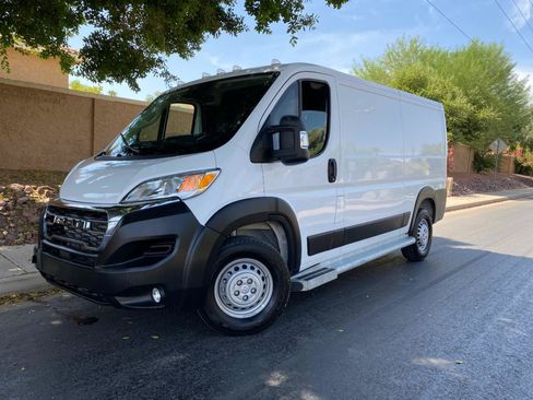 Used 2025 RAM ProMaster 2500 w/ U-Haul Equipment Group FWD image 54