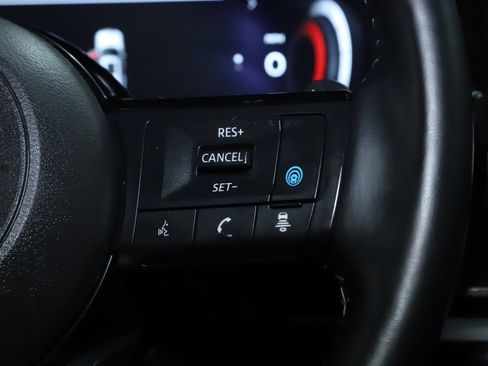 Certified 2024 Nissan Pathfinder Platinum AWD/4WD image 28