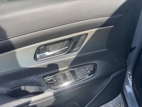 Certified 2025 Nissan Murano SL w/ Cargo Package image 13