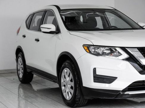 Used 2017 Nissan Rogue S FWD image 46