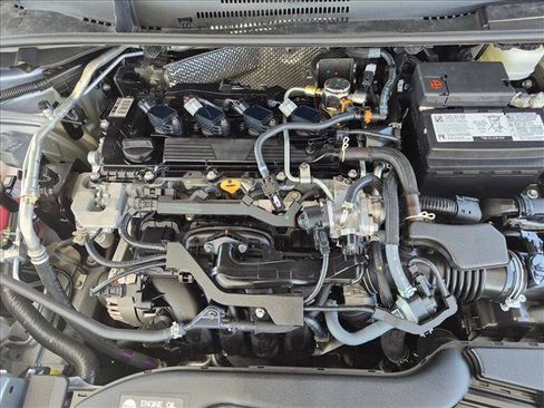 Used 2025 Toyota Corolla LE FWD image 22