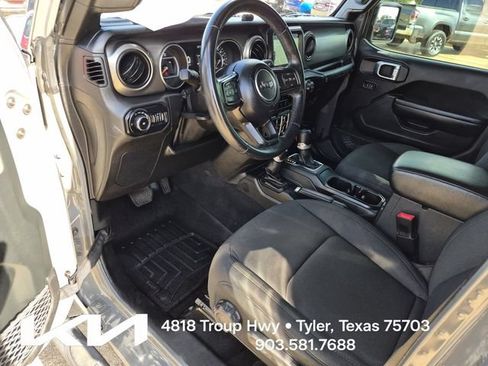 Used 2021 Jeep Wrangler Unlimited Sport w/ Sun And Sound Package AWD/4WD image 19