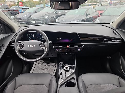 Used 2023 Kia Niro Wind w/ Wind Preserve Package image 18