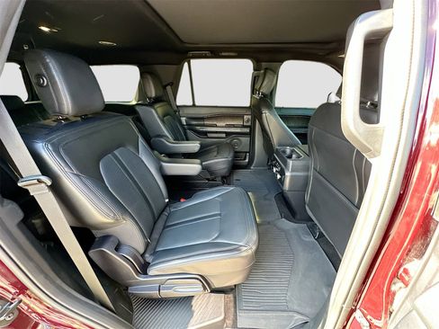 Used 2020 Ford Expedition Limited w/ Equipment Group 302A image 29