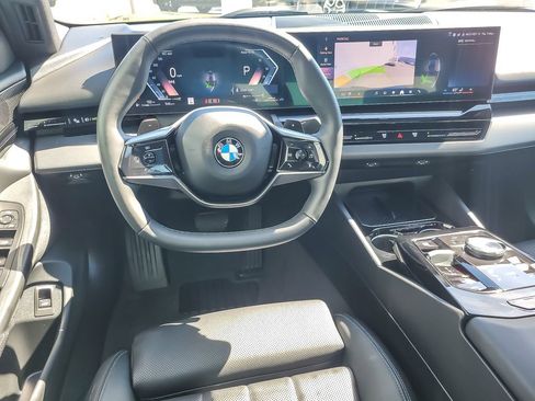 Used 2024 BMW 530i xDrive w/ M Sport Package image 10