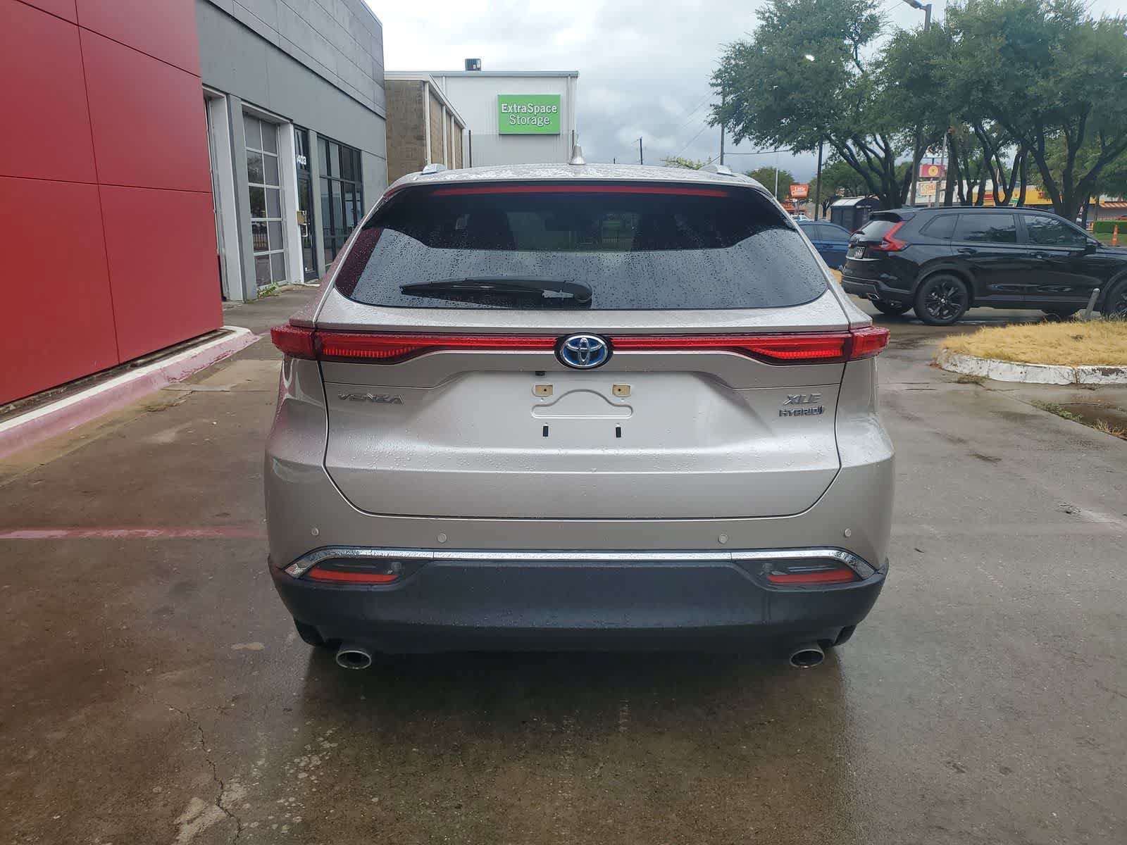 Used 2021 Toyota Venza XLE AWD/4WD image 5