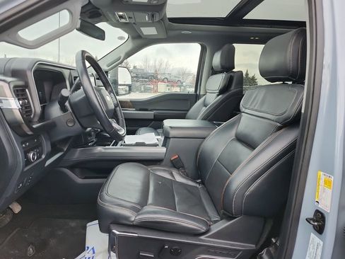 Used 2024 Ford F250 Lariat w/ Lariat Ultimate Package image 3