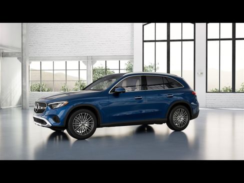 Certified 2026 Mercedes-Benz GLC 300 4MATIC image 32