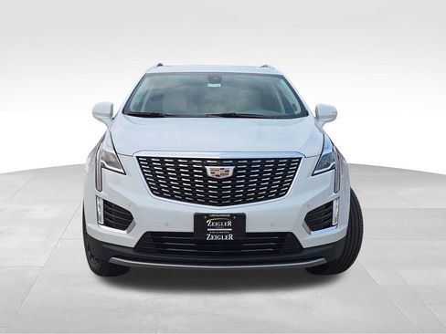 New 2025 Cadillac XT5 Premium Luxury FWD image 4