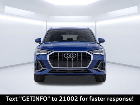 Certified 2025 Audi Q3 2.0T Premium AWD/4WD image 5