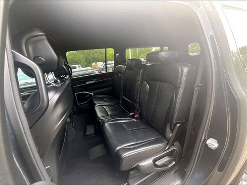 Used 2024 Jeep Wagoneer L 4WD image 15