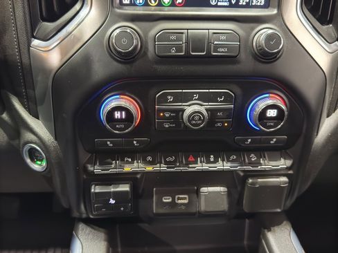 Used 2021 Chevrolet Silverado 1500 LT Trail Boss w/ Convenience Package II image 33