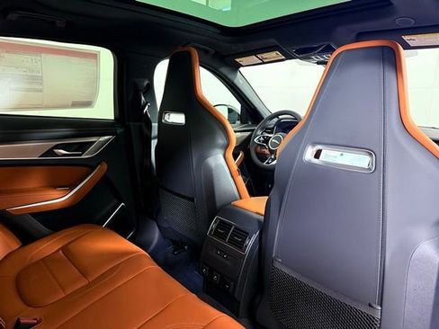 Certified 2026 Jaguar F-PACE R-Dynamic S image 35