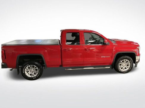 Used 2017 GMC Sierra 1500 SLE w/ SLE Value Package image 7