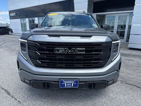 Used 2024 GMC Sierra 1500 Elevation AWD/4WD image 2