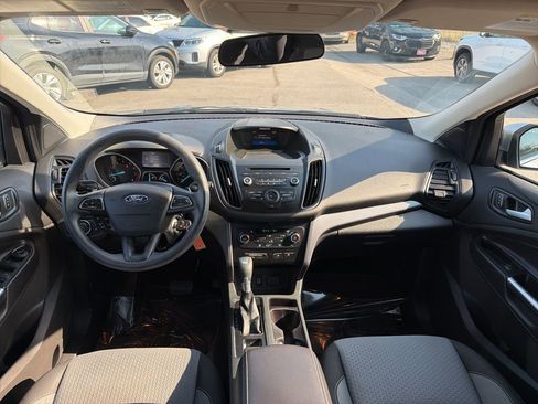 Used 2017 Ford Escape SE image 21