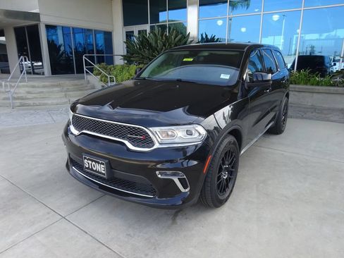 Used 2021 Dodge Durango SXT w/ 3rd Row Seating Group RWD image 3