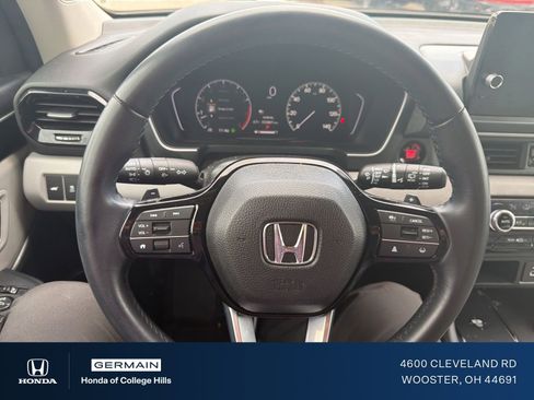 Certified 2025 Honda Pilot EX-L image 19