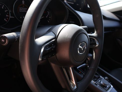 Used 2025 MAZDA MAZDA3 s FWD image 18