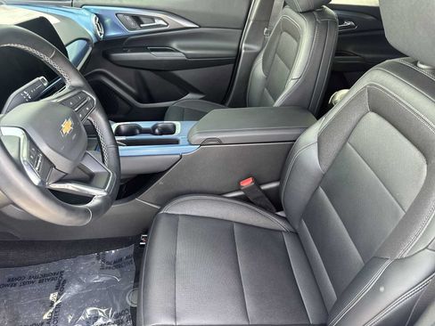 Used 2024 Chevrolet Equinox EV LT FWD image 15