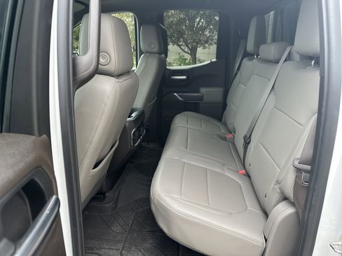 Used 2019 Chevrolet Silverado 1500 LTZ AWD/4WD image 27