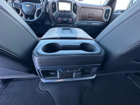 Certified 2021 Chevrolet Silverado 2500 High Country w/ Z71 Off-Road Package image 31