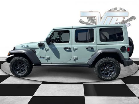 Used 2023 Jeep Wrangler Unlimited w/ Cold Weather Group AWD/4WD image 5