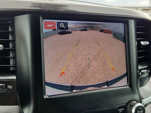 Used 2023 RAM 1500 Big Horn AWD/4WD image 15